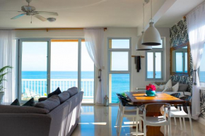 Ocho Rios Penthouse at Whispering Seas